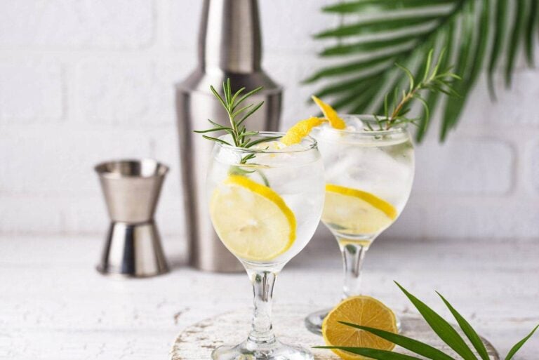 Pollenallergie: Kann Gin Tonic Heuschnupfen lindern?