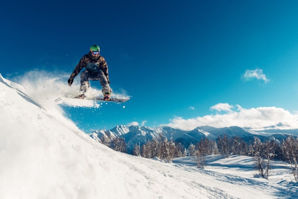 Snowboarder