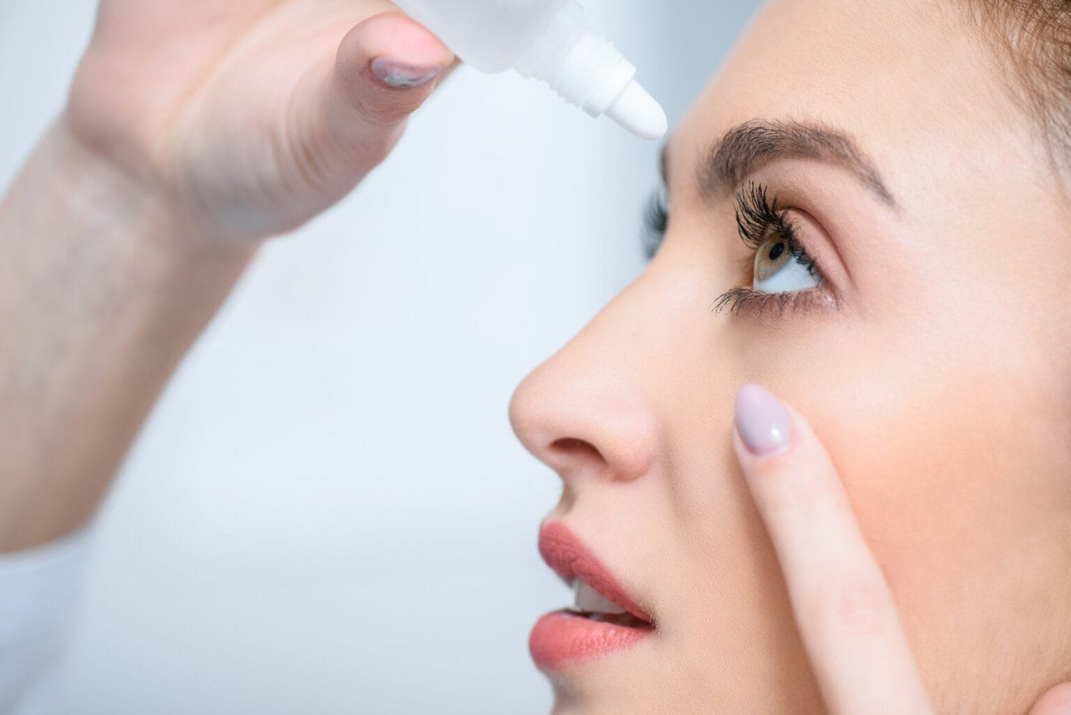 ll Die 10 besten Augentropfen gegen rote Augen (08/2025