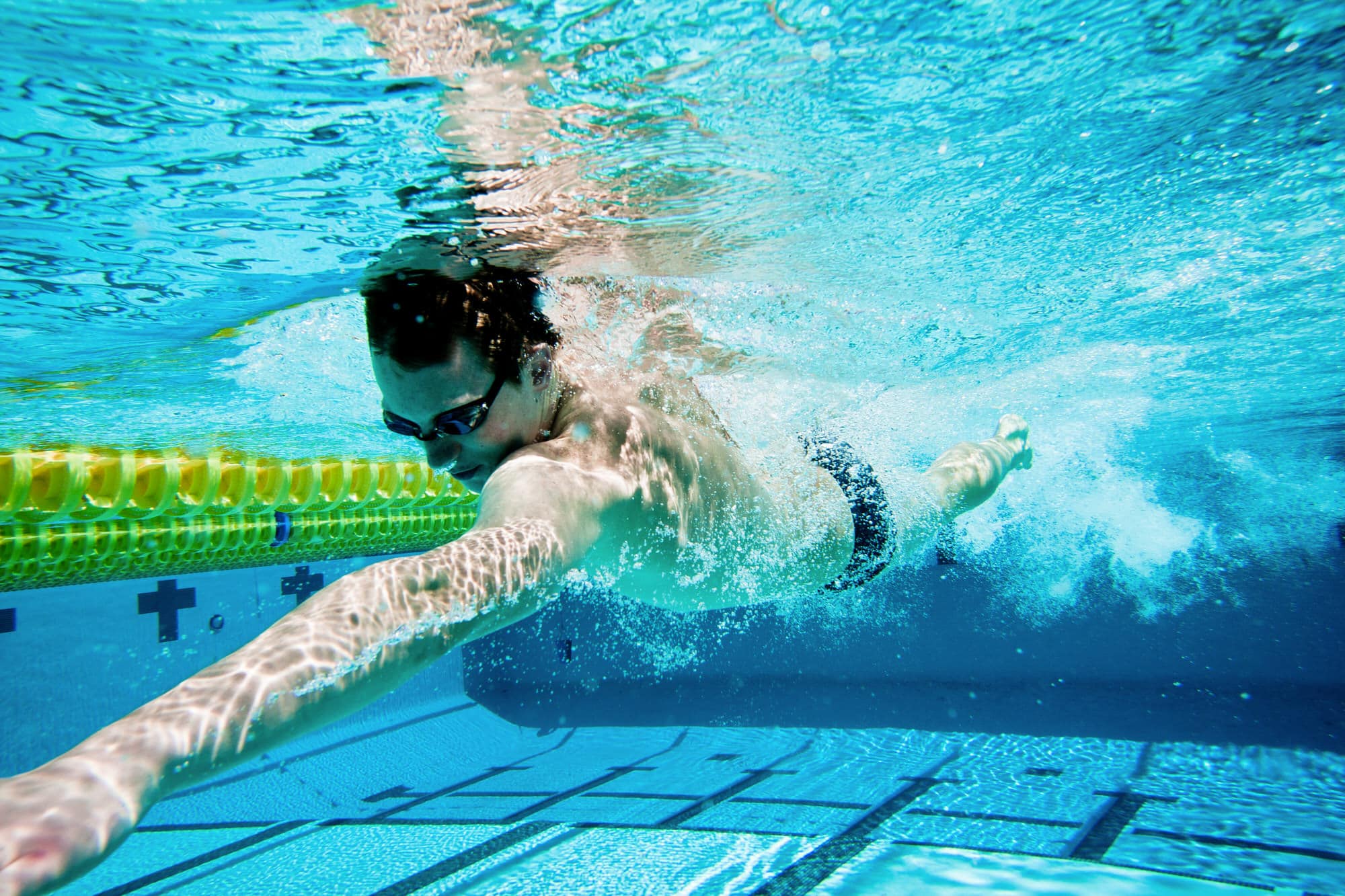 2 Stück Rutschfester Silikon-Schwimmnasenclip Nasenklammern Schwimmwettkampf 