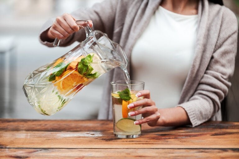 6 Getränke, die dein Immunsystem in Schwung bringen können, wenn du krank bist